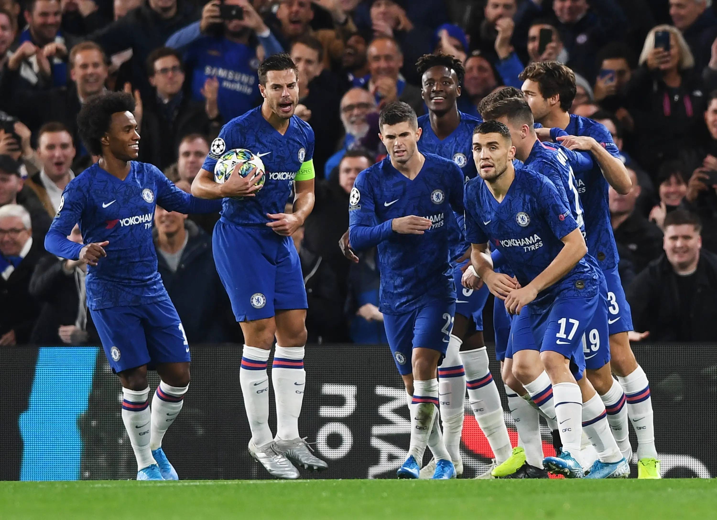 攻与右侧轮 攻与右侧轮