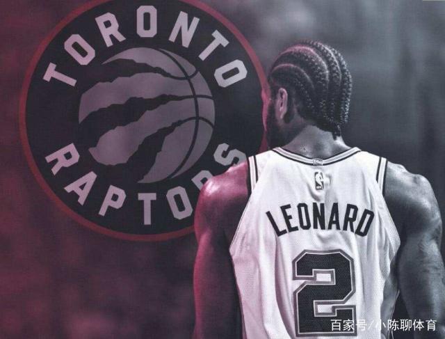 更衣室里的 更衣室里的